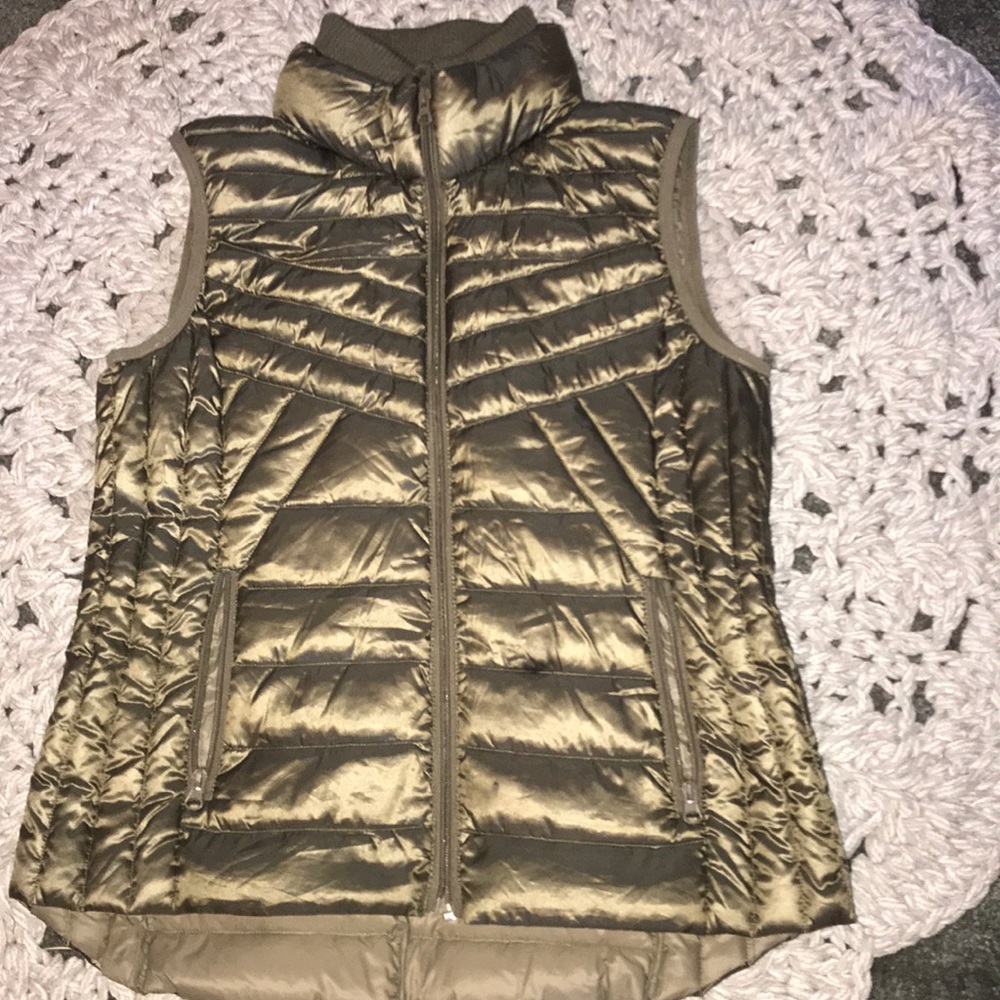 Goose feather vest!